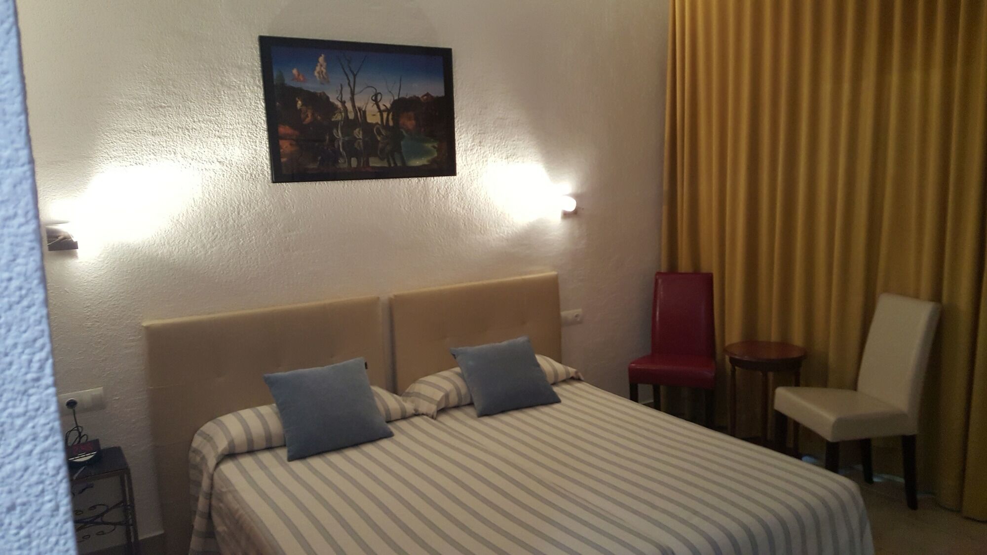 Hostal Residencia Catalina Паламос Екстер'єр фото
